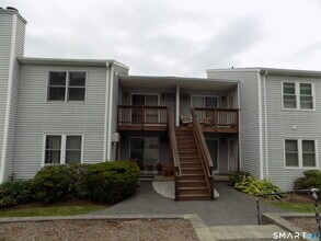 Building Photo - 34 Valley Dr