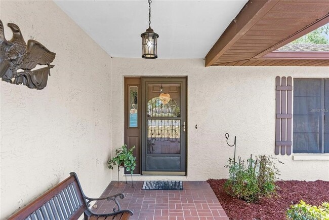 Building Photo - 2072 Maguire Ave