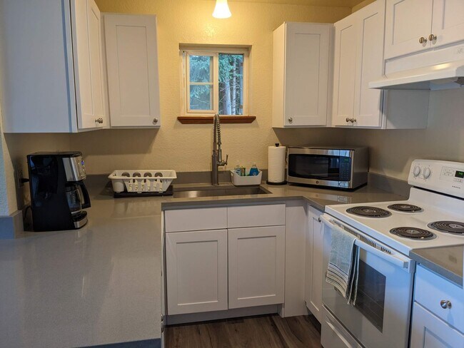 Foto del interior - Firwood Grove Apartment LLC