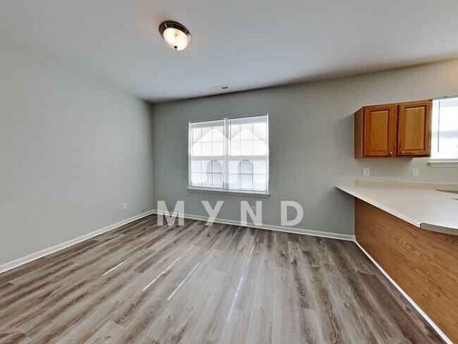 Foto del edificio - 4137 Bay Rum Ln