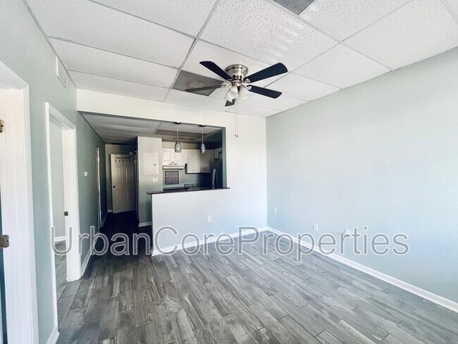 Foto del edificio - 1230 Locust St NE