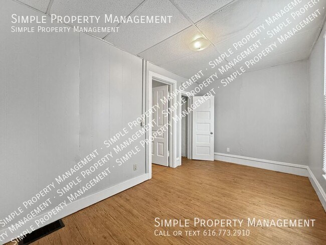 Foto del edificio - Nice 2 Bed 1 Bath on NW Side