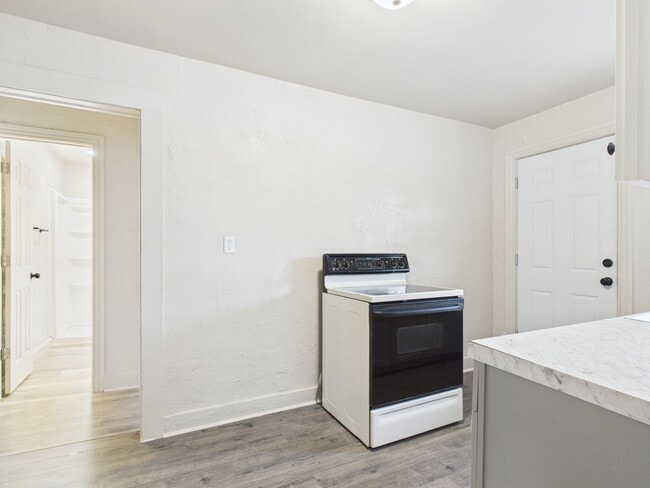 Foto del edificio - 1111 SW 13th Ave