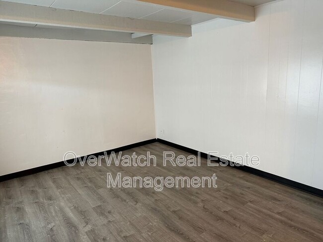 Building Photo - 5130 Taku Dr