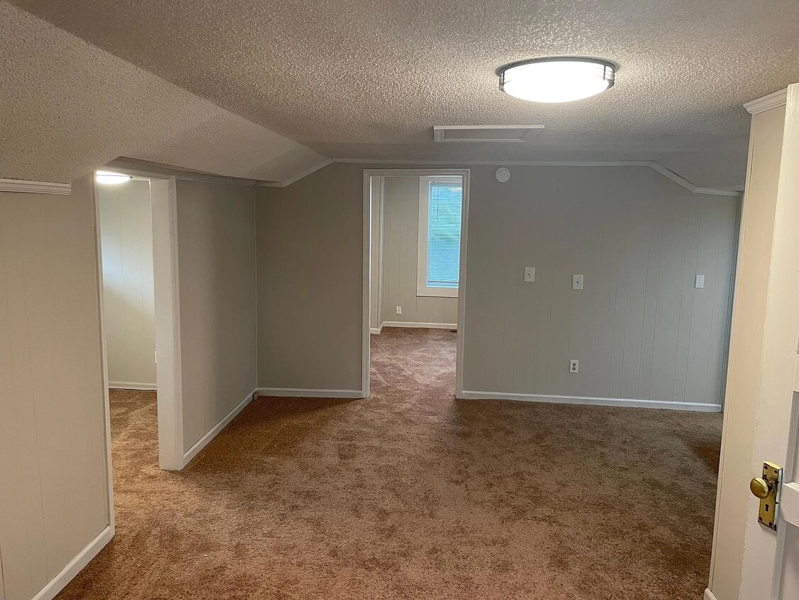 Photo - 715 N Church St (Murfreesboro, TN)