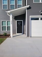 Building Photo - 506 Watauga Ave