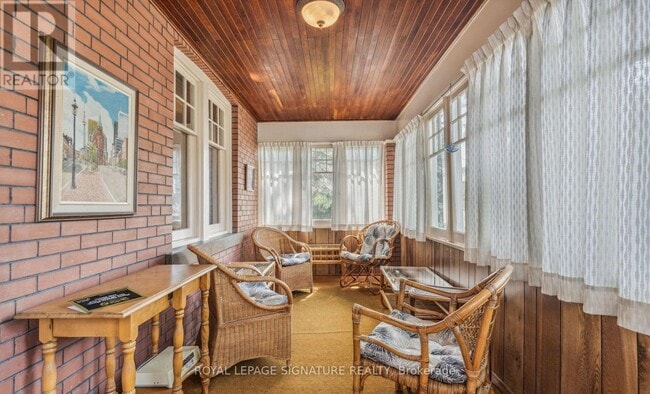 Building Photo - 5 Denison Ave