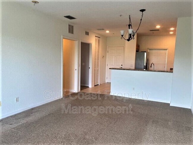Building Photo - 8407 Placida Rd