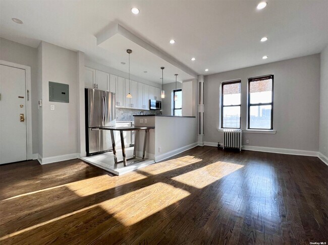 Foto del edificio - 23-21-81 38th St
