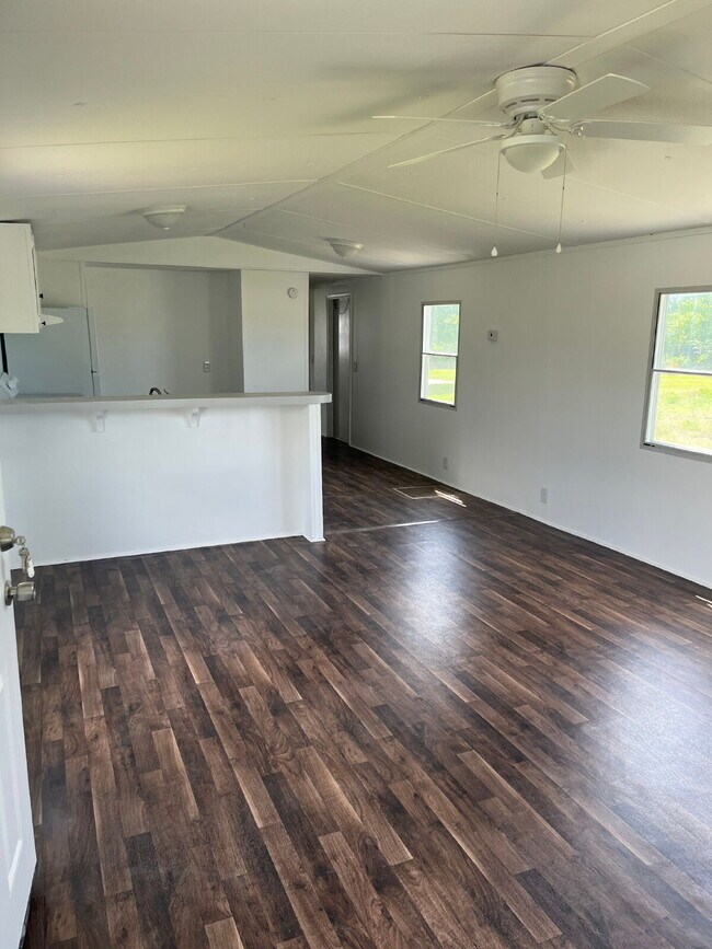 Foto del edificio - 2 BR, 2 BA single-wide in Pikeville *LAWN CARE INCLUDED*