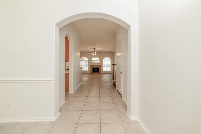 Building Photo - 6206 Sandy Sage Ct