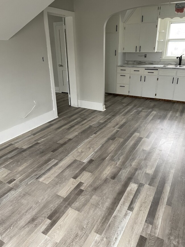Foto del edificio - 512 3rd St SE