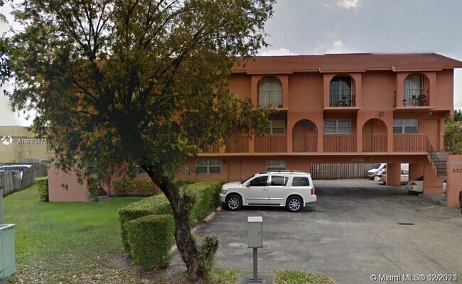 Foto del edificio - 5300 W 22nd Ln