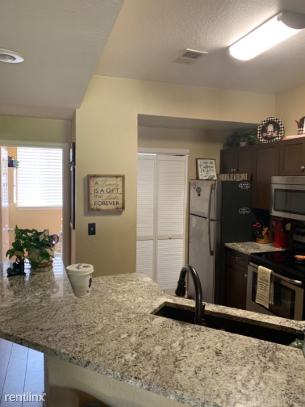 Building Photo - 6408 Silver Mesa Dr
