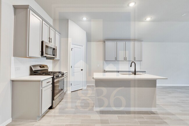 Foto del edificio - 135 Hackberry Ln