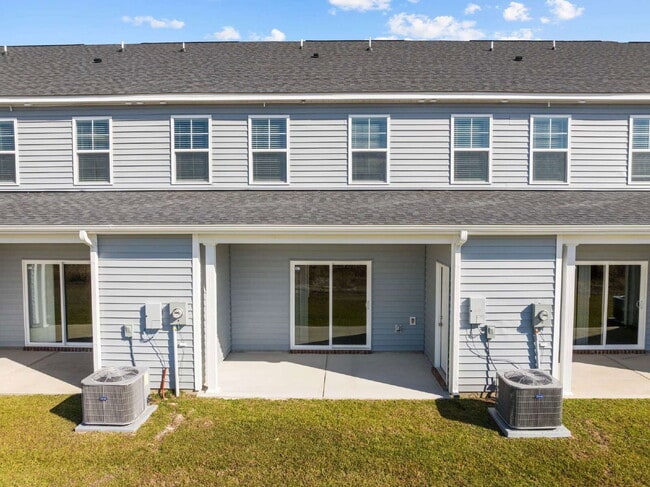 Building Photo - 2665 Virginia Mae Ln