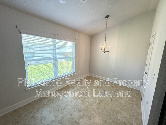 Foto del edificio - 1500 Grey Eagle Lane
