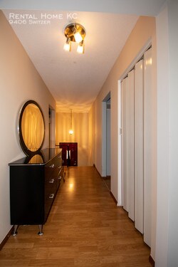 Foto del edificio - 9406 Switzer St
