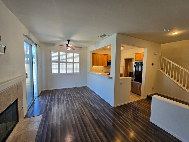 Building Photo - Milano Community : Beautiful 2 Bedroom 2.5...