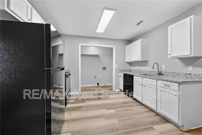Foto del edificio - 4418 Acoma St