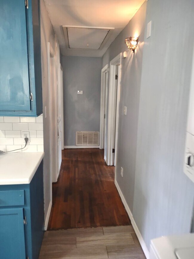 Foto del edificio - MOVE IN SPECIAL!**** 1/2 OF 1ST MONTH RENT...