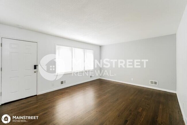 Building Photo - 8805 Kentucky Ave, Kansas City, MO 64138