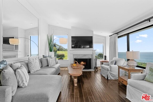 Building Photo - 29700 Zuma Bay Way