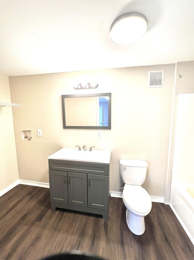 Foto del edificio - 601 Skyview Dr