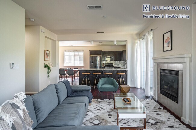 Foto del edificio - 2840 Willow Pass Rd