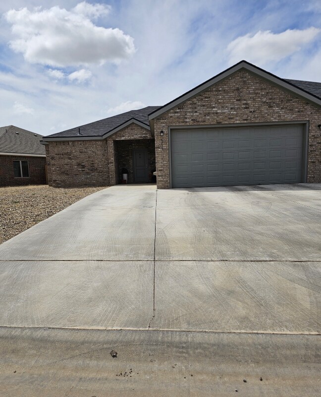 Foto principal - 5715 Kemper St