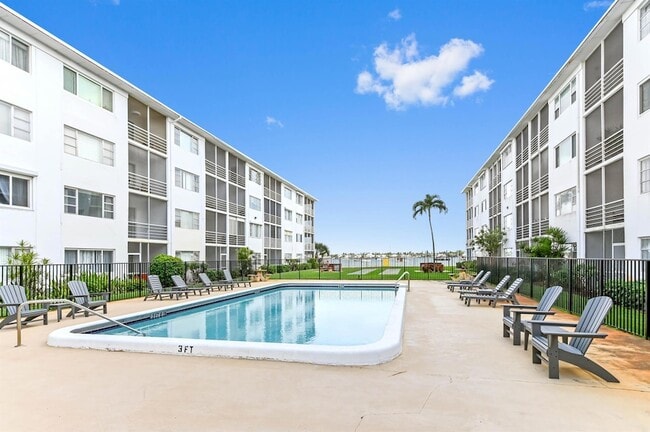 Photo - 4500 N Flagler Dr Apartment