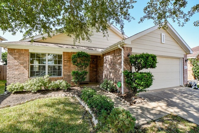 Foto del edificio - 18114 Waverly Hollow Ln