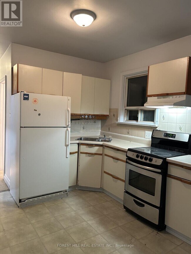 Photo du bâtiment - 28 Harris Park Dr