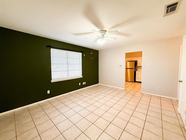 Foto del edificio - 1137 Haines Ave