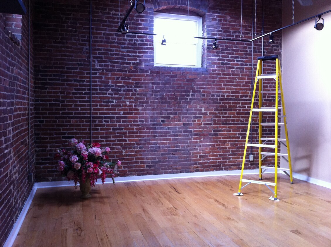 Foto principal - 222 Bolivar St