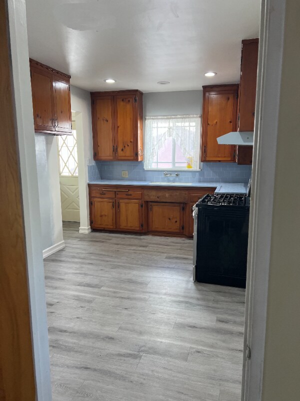 Foto del edificio - 9241 Judy Ln