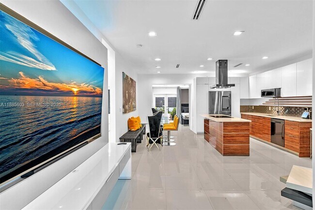 Foto del edificio - 1000 10th St