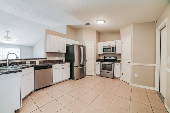 Building Photo - 4712 Newbourne Way