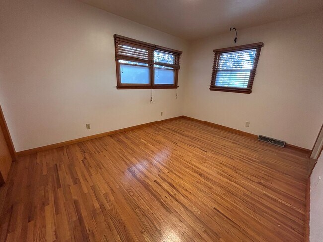 Foto del edificio - 4 Bed 2 Bath Home In Andover!