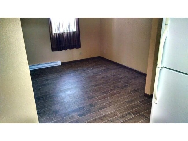 Foto del edificio - 605 Pleasant Ave