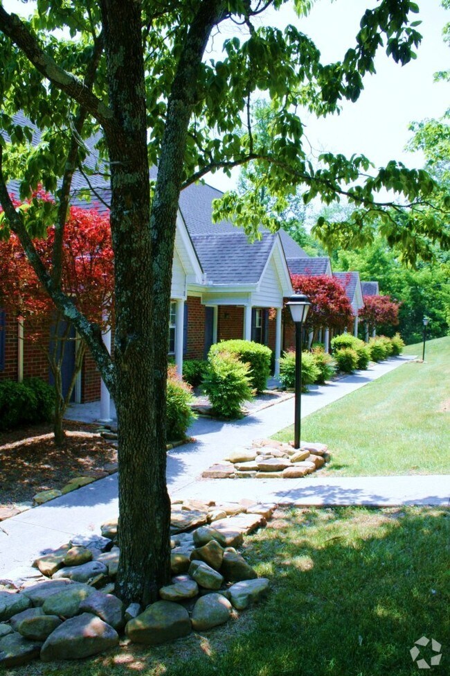 Twin Pines West Apartments under 3,000 Knoxville, TN 4 Rentals
