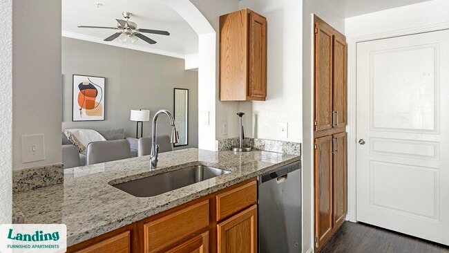 Foto del edificio - 1000 Henderson St