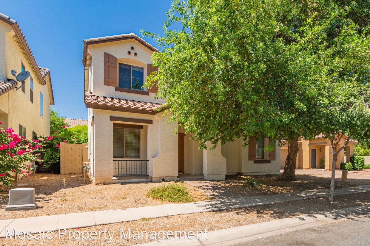 Foto principal - 3 br, 2.5 bath House - 4540 E Los Alamos St