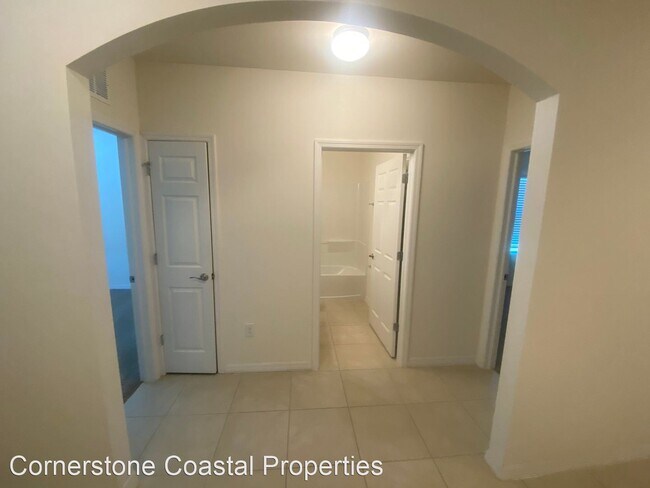 Foto del edificio - 3 br, 2 bath House - 1733 NW 9th Ave