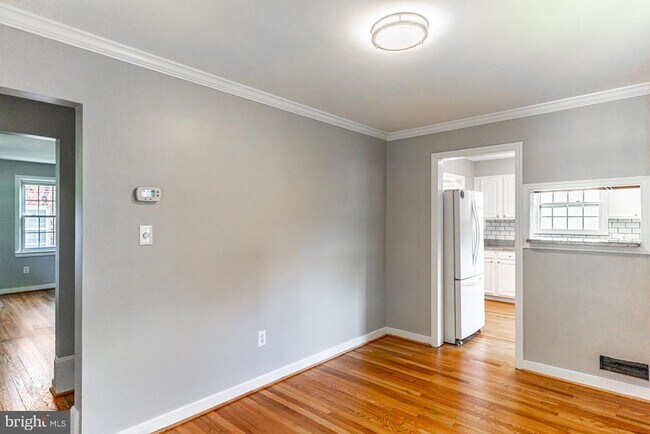 Foto del edificio - 2759 W George Mason Rd