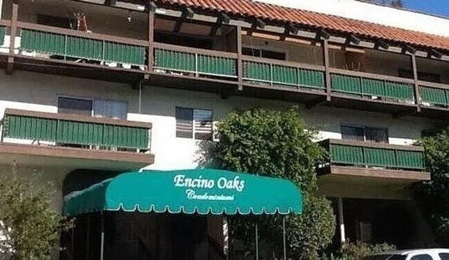 Foto del edificio - 5460 White Oak Ave