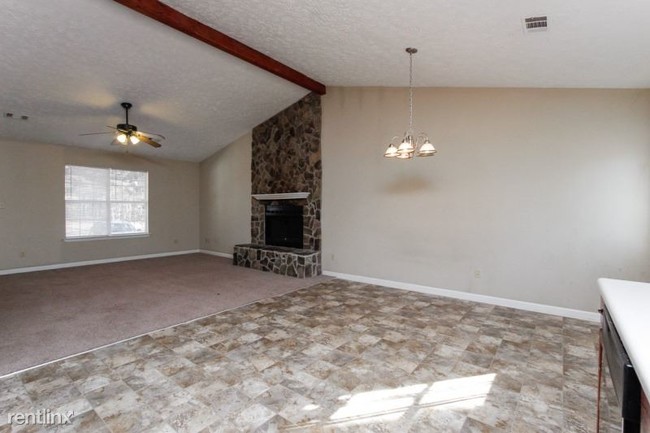 Building Photo - 3 br, 2 bath House - 8167 Crane Rd