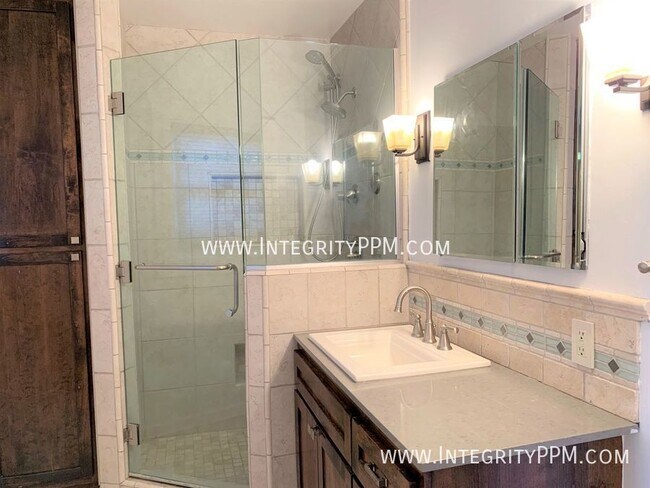 Foto del edificio - 2935 29th St