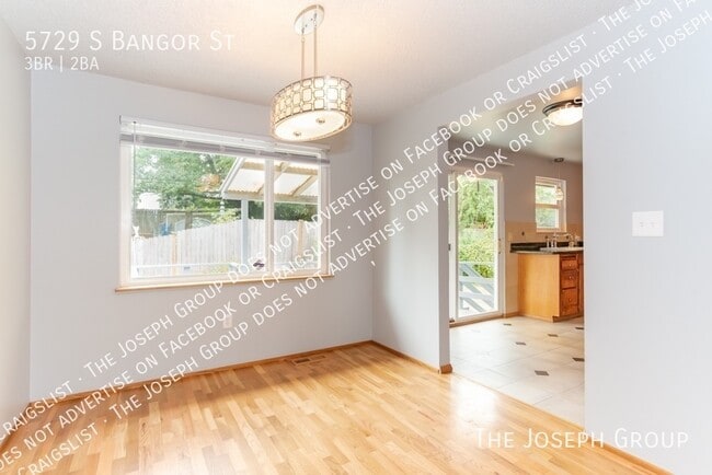 Foto del edificio - 5729 S Bangor St