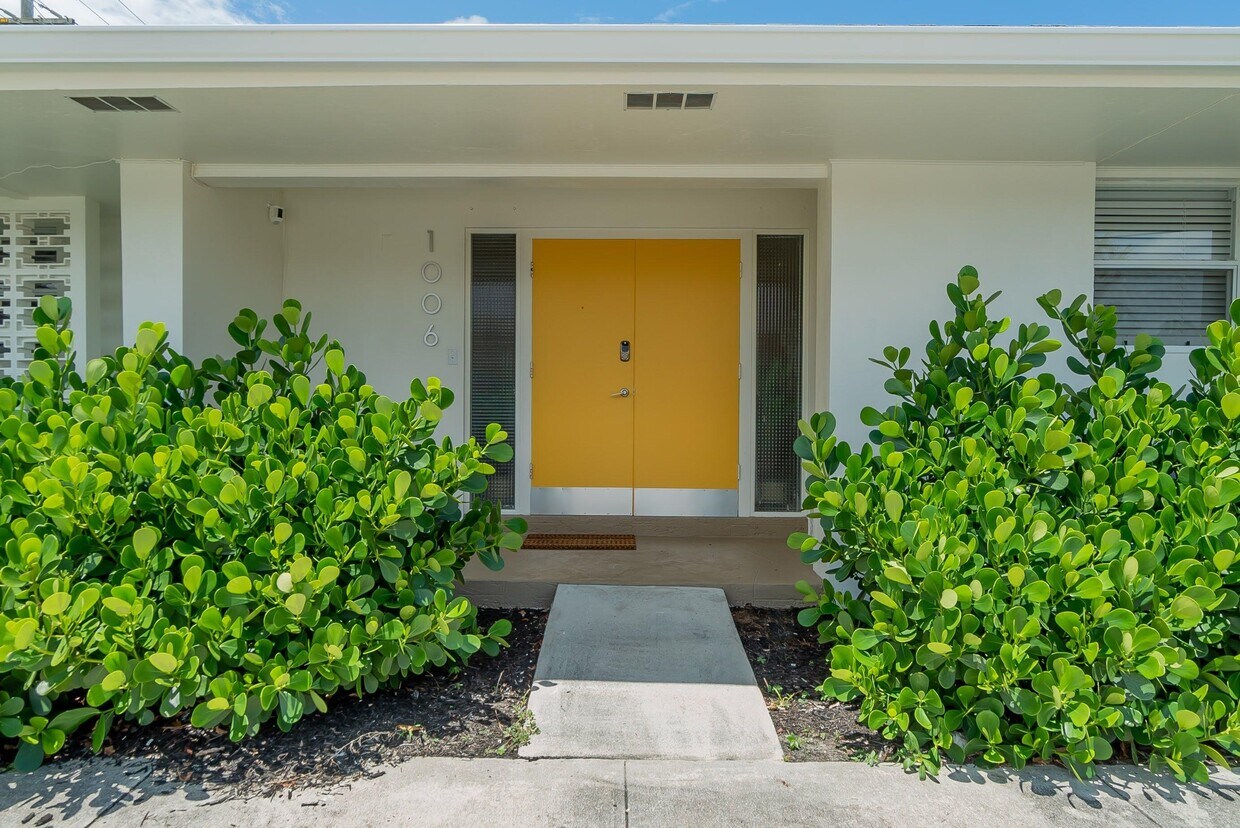 Foto principal - 1006-1016 16th Ave N